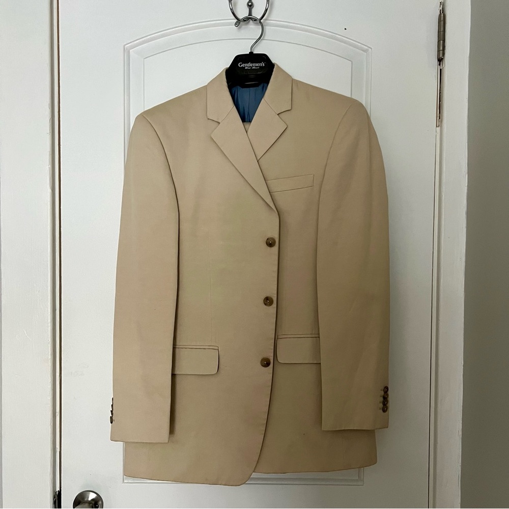 Tan Suit 40R & 33/32 Banana Republic